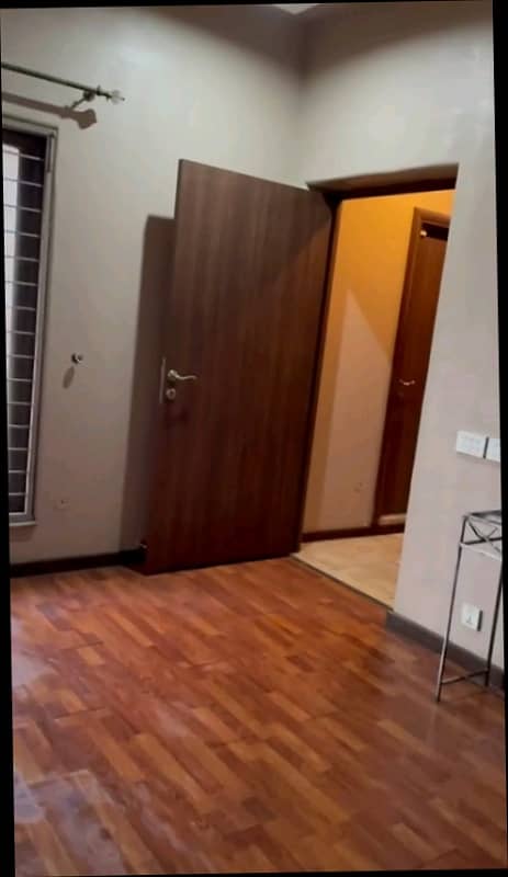 1-Kanal FURNISHED Upper Portion with SEPERATE GATE 3-Bed TV Lounge Kitchen
Rent is Final 23