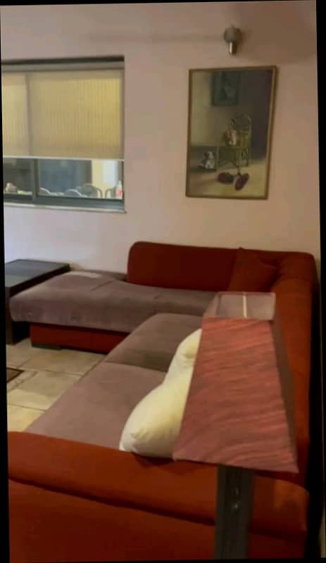 1-Kanal FURNISHED Upper Portion with SEPERATE GATE 3-Bed TV Lounge Kitchen
Rent is Final 29