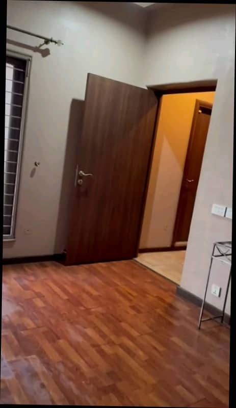 1-Kanal FURNISHED Upper Portion with SEPERATE GATE 3-Bed TV Lounge Kitchen Rent is Final 25