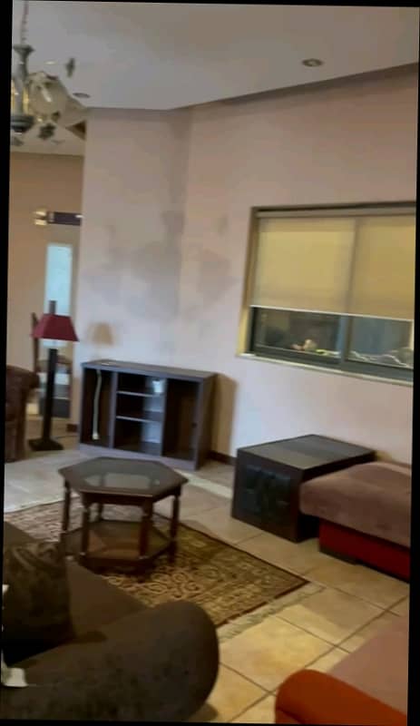 1-Kanal FURNISHED Upper Portion with SEPERATE GATE 3-Bed TV Lounge Kitchen Rent is Final 31