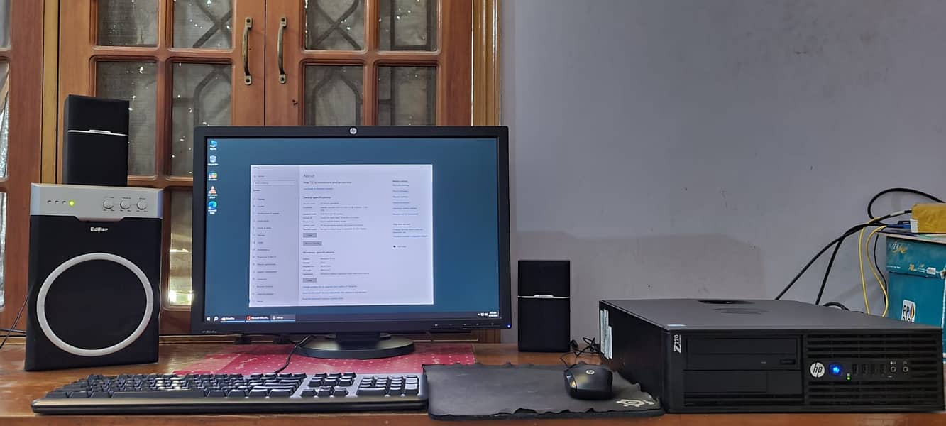 HP Z220 Desktop / Workstation 4