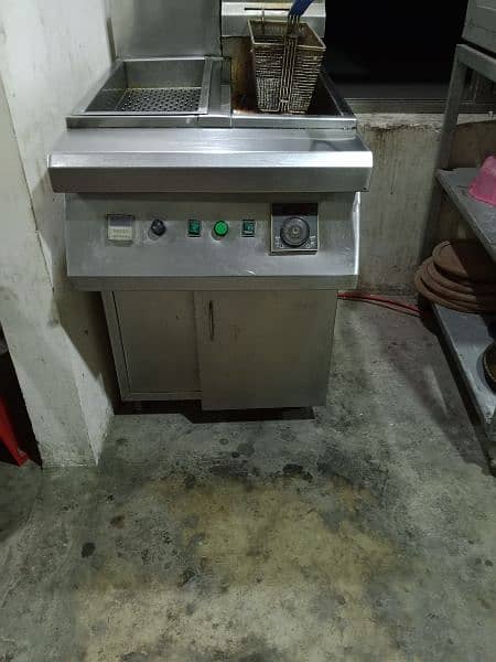 South star Oven+Stand, firer 16 Litter, Hot plate 3.5fit,Topping table 1