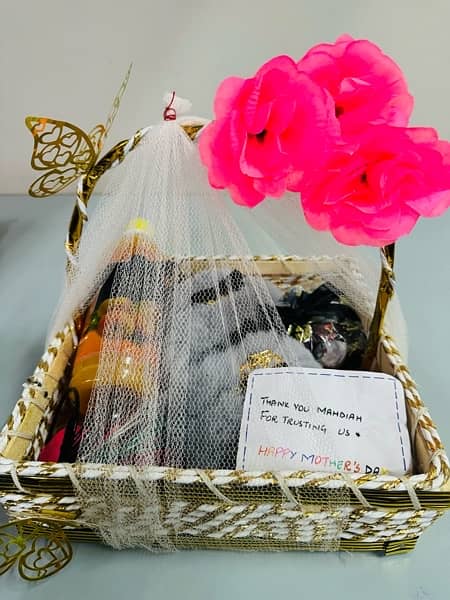 Customize Gift basket/box 4