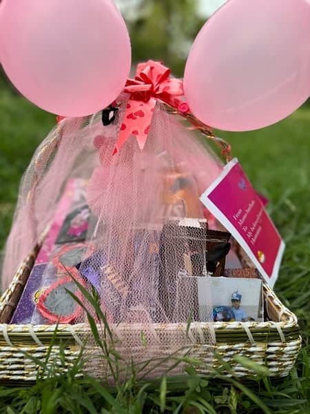 Customize Gift basket/box 6