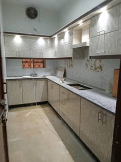 400 SQYARDS | BEAUTIFUL PORTION | 3BED DRAWING LOUNGE | GROUND FLOOR | CAR PARKING | With Great ventilation no issue of sweet water NORTH NAZAMBAD BLOCK L