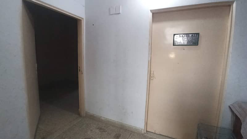 *AL RAHIM APARTMENS* 2BED DRAWING DINNING | 2 SIDE BALCONIES | 4TH FLOOR | WITH ROOF | 850 SQFT | SWEET WATER SECTOR 11C2 NORTH KARACHI ( RENTAL INCOME 18,000 TO 20,000 ) 8