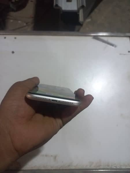 I phone 11 factory unlock water pack non pta 6