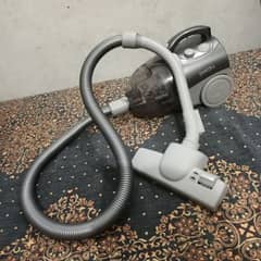zanussi vaccum cleaner for sell 0