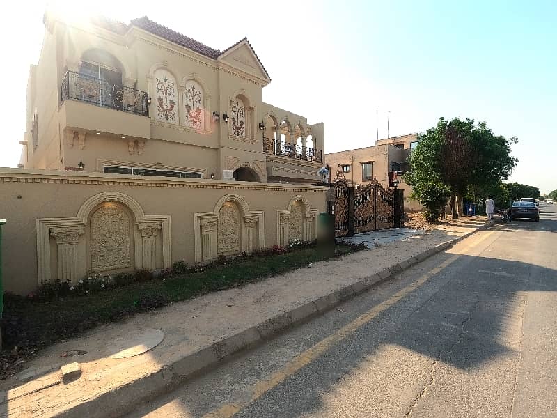 Ideal House Is Available For Sale In Lahore 3