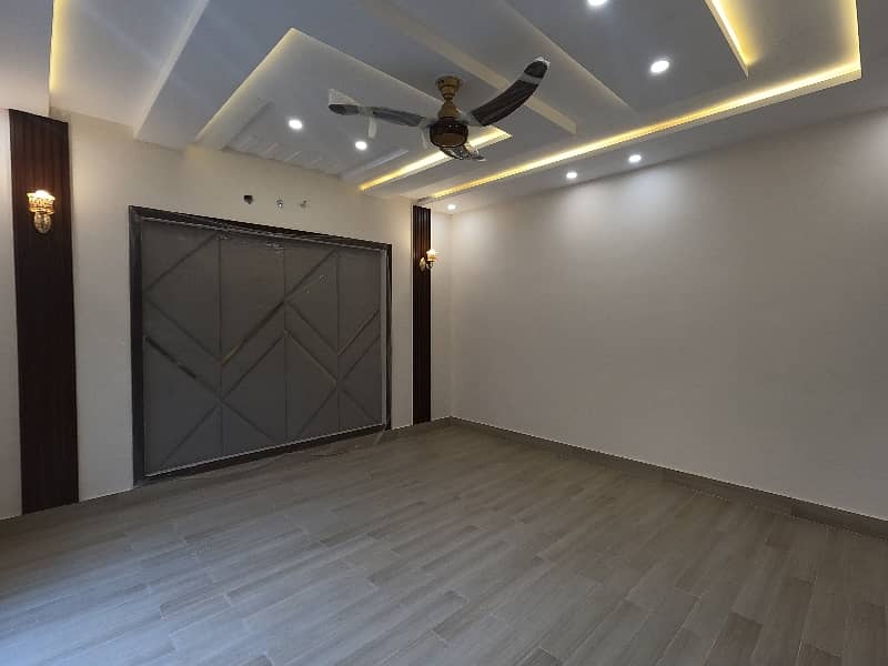 Ideal House Is Available For Sale In Lahore 26