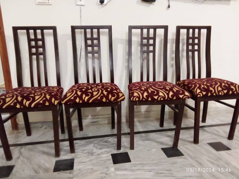Dining Table 6 Chairs 1