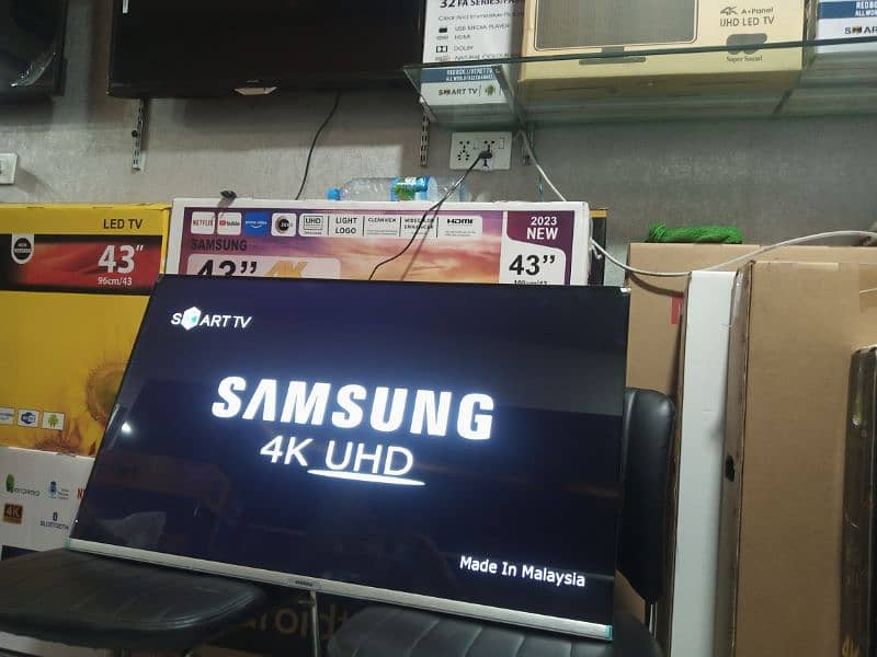 Great Offer 43,INCH SAMSUNG SMART led tv Warranty O3O2O422344 1