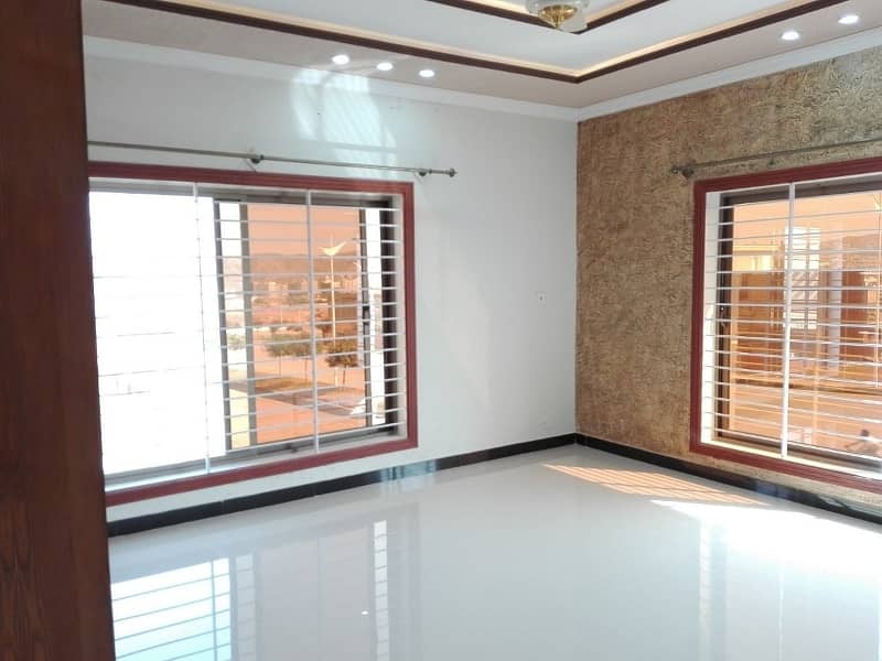 2450 Square Feet Lower Portion For rent In D-12 3
