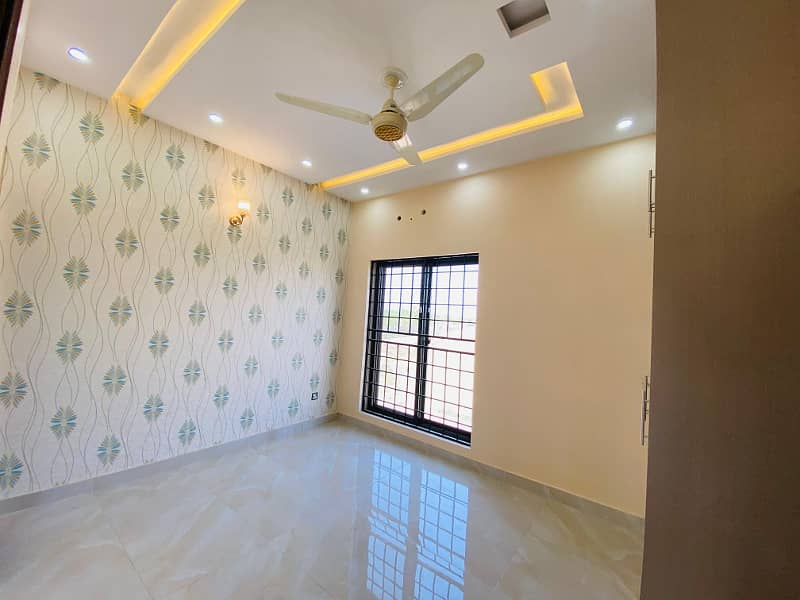5-Marla (Brand New) Beautiful House for Sale in Jinnah Ext Sec-E Bahria Town Lahore 11