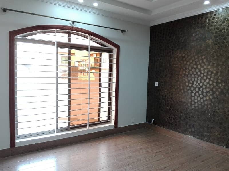 In D-12 2450 Square Feet Lower Portion For rent 5