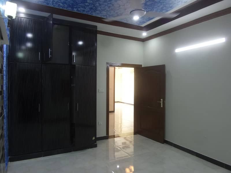 3200 Square Feet Lower Portion In D-12 For rent At Good Location 4