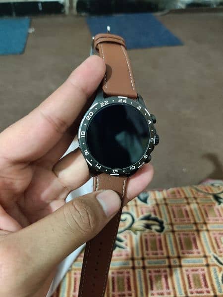Watch S600 with Always on display 4