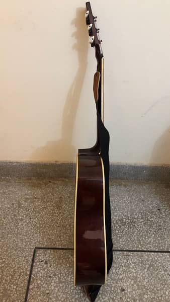 40” Ventura V10 beginner’s Acoustic Guitar with bag, Capo, picks,strip 1