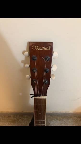 40” Ventura V10 beginner’s Acoustic Guitar with bag, Capo, picks,strip 2