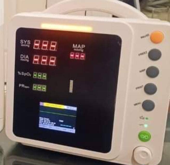 Patient Cardiac Monitor, Vital sign monitors  (China made) 0