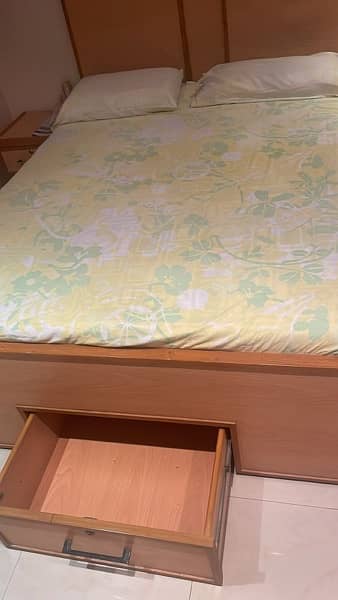 Queen Bed With Mattress and two side table 3
