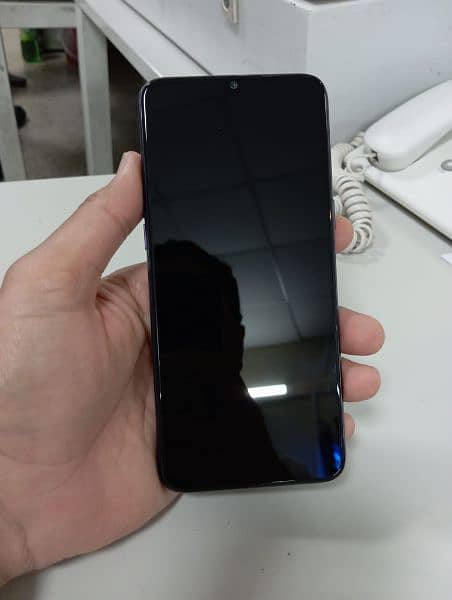 Realme 05 (04/64) ,10/10 Condition with Box + Charger. 6