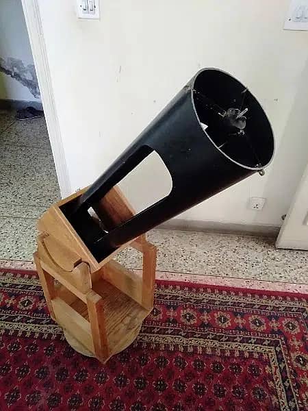 Telescope for Sky Viewing  (reflector - dobsonian) 1