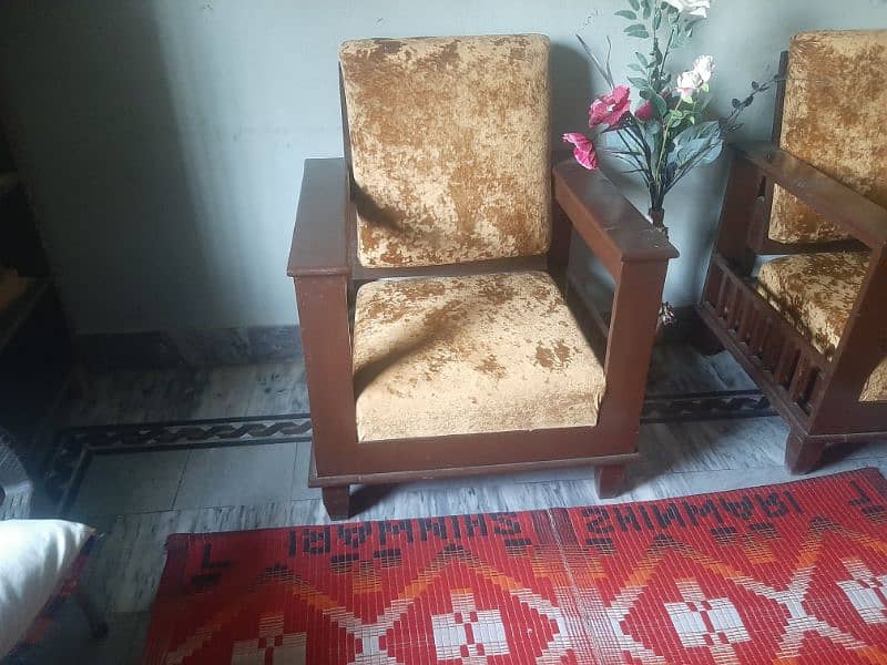 Original taali wood sofa set 6 seater 1