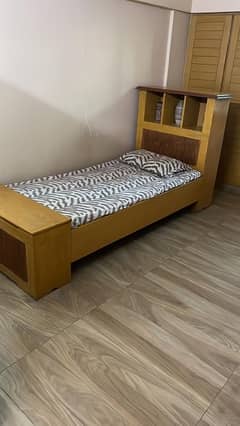 Single Bed without Matress