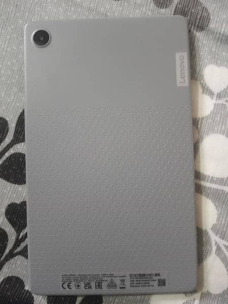 Lenovo tab M8[4th generation] with Sim slot non pta 6