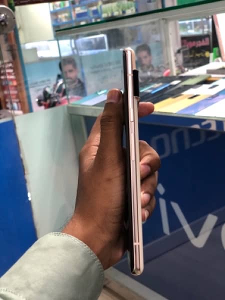 Google pixel 6 pro for sale with Box. 2