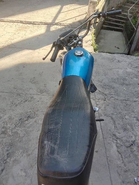urgent sale 70cc bike in Abbottabad meed cash 5