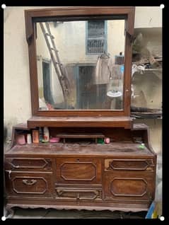 Wooden dressing table 0