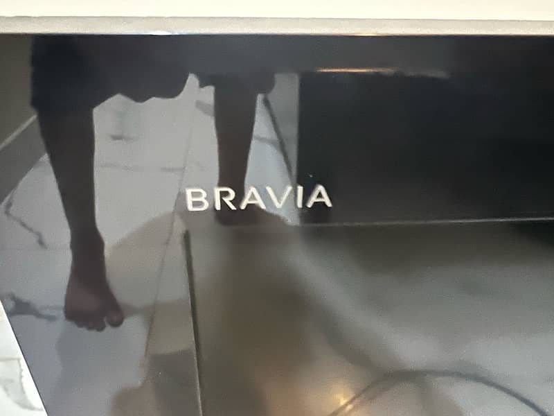 Sony Bravia 32 inch LCD TV 2