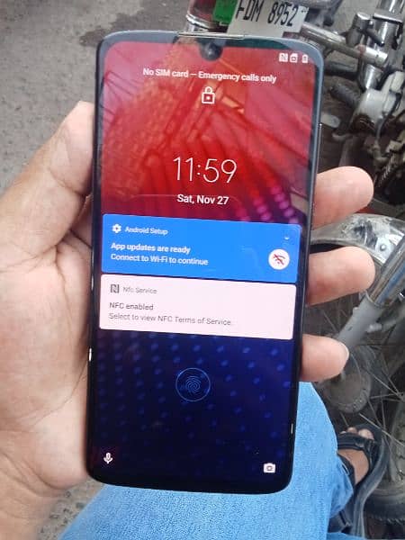 condition 10 by 9 official PTA Moto Z4 6