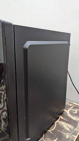 Core i5 4th gen with gaming rgb case 2