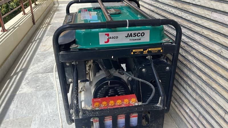 Jasco 5.5 kva Generator almost in brand new condition. 1