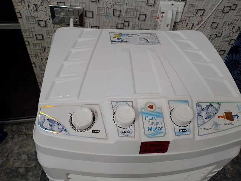 izone air cooler with 6 ice bags & 90 ltr water tank  model atl. 11000 1