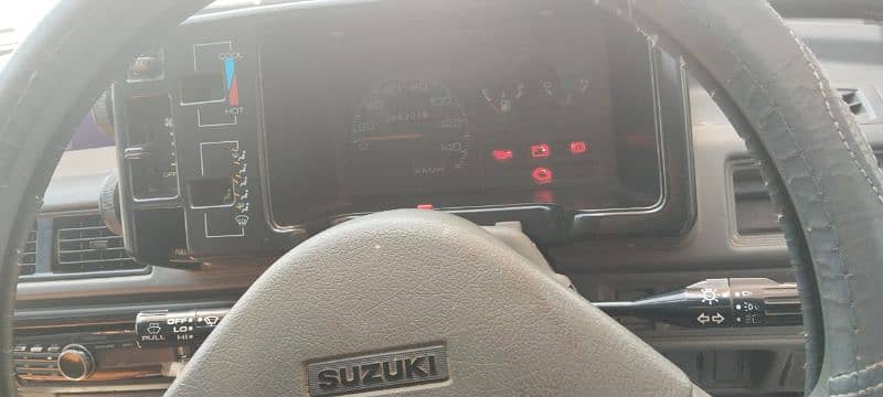 Suzuki Mehran VXR 2017 11