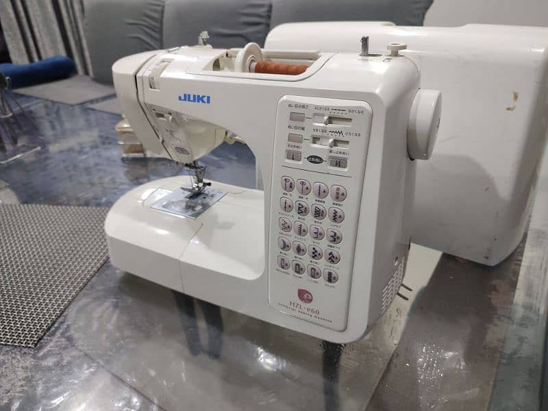 Prime Condition Juki Sewing Machine! 3