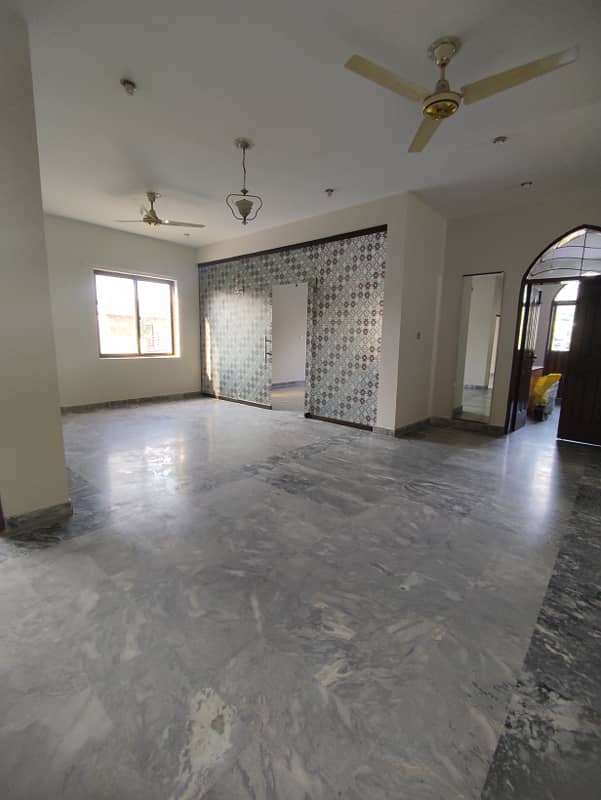 Amazing Location 1 Kanal Upper Portion Available For Rent In Dha Phase 1 Block J 5