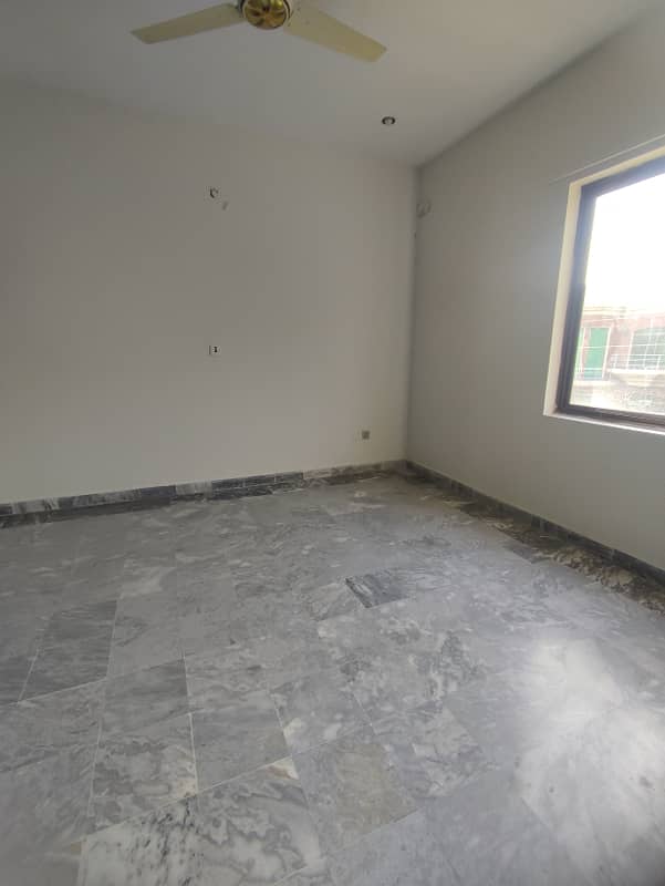 Amazing Location 1 Kanal Upper Portion Available For Rent In Dha Phase 1 Block J 7