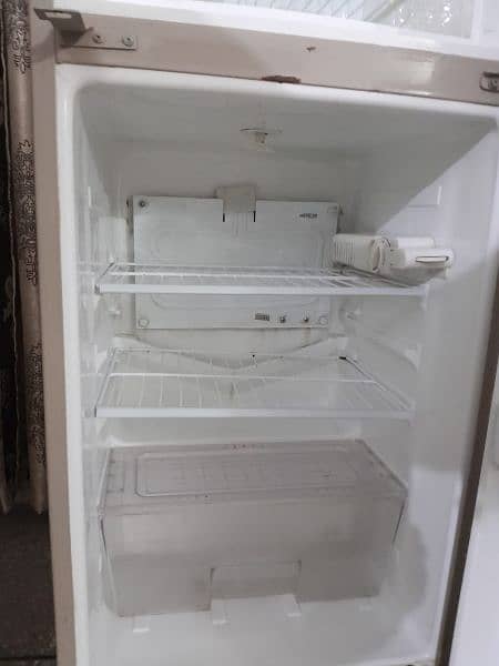 Dawlance freezer 6