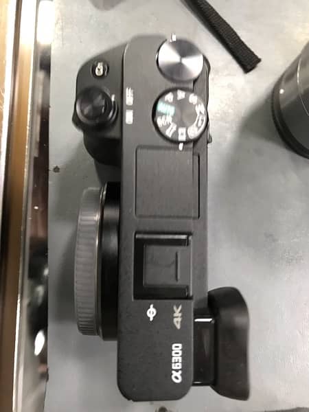 Sony a6300 with 16-50mm and 55-210mm lens 4
