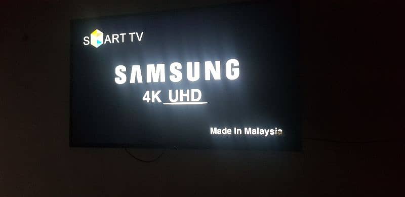 Samsung smart led 55 inch tv urgently want to sale 1