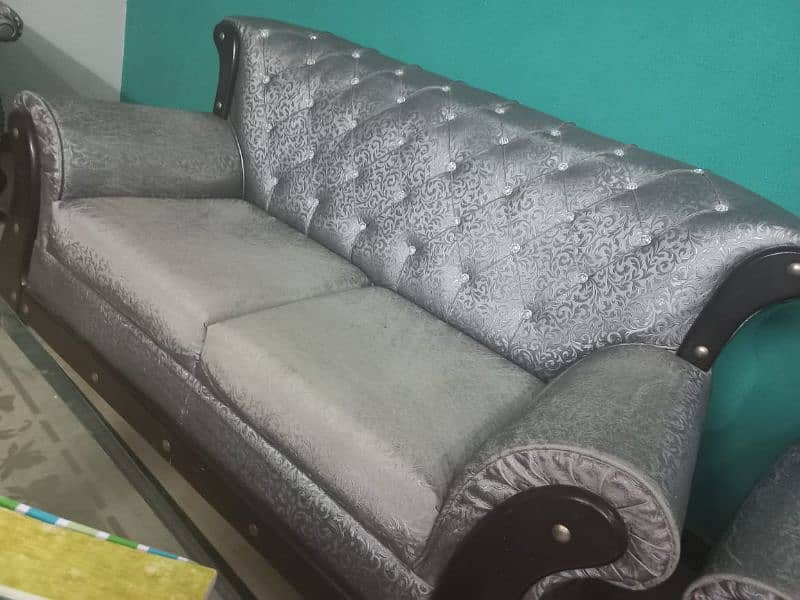 stylish sofa set for drawing room 7