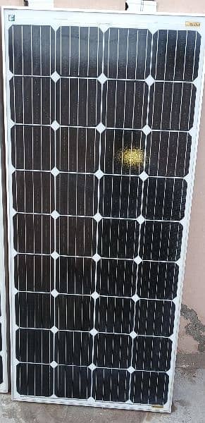 4 Soller Panel 150 watts with Stands 1