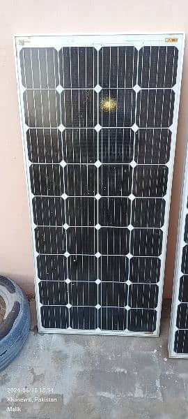 4 Soller Panel 150 watts with Stands 10