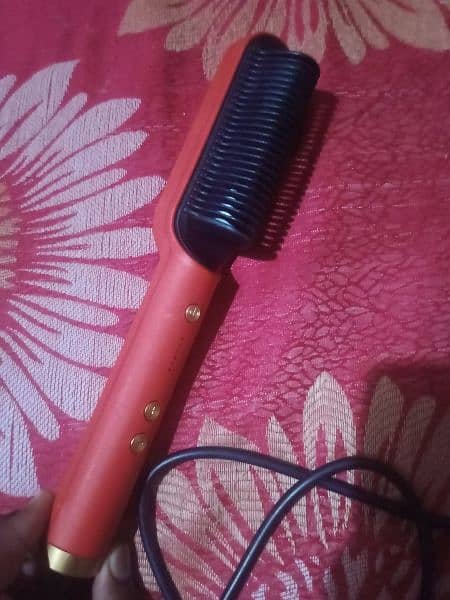 hair straightener only 2 times used 2