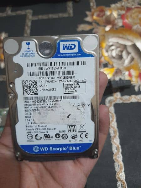 graphic card 1gb nvs 310 and hard disk 320 2
